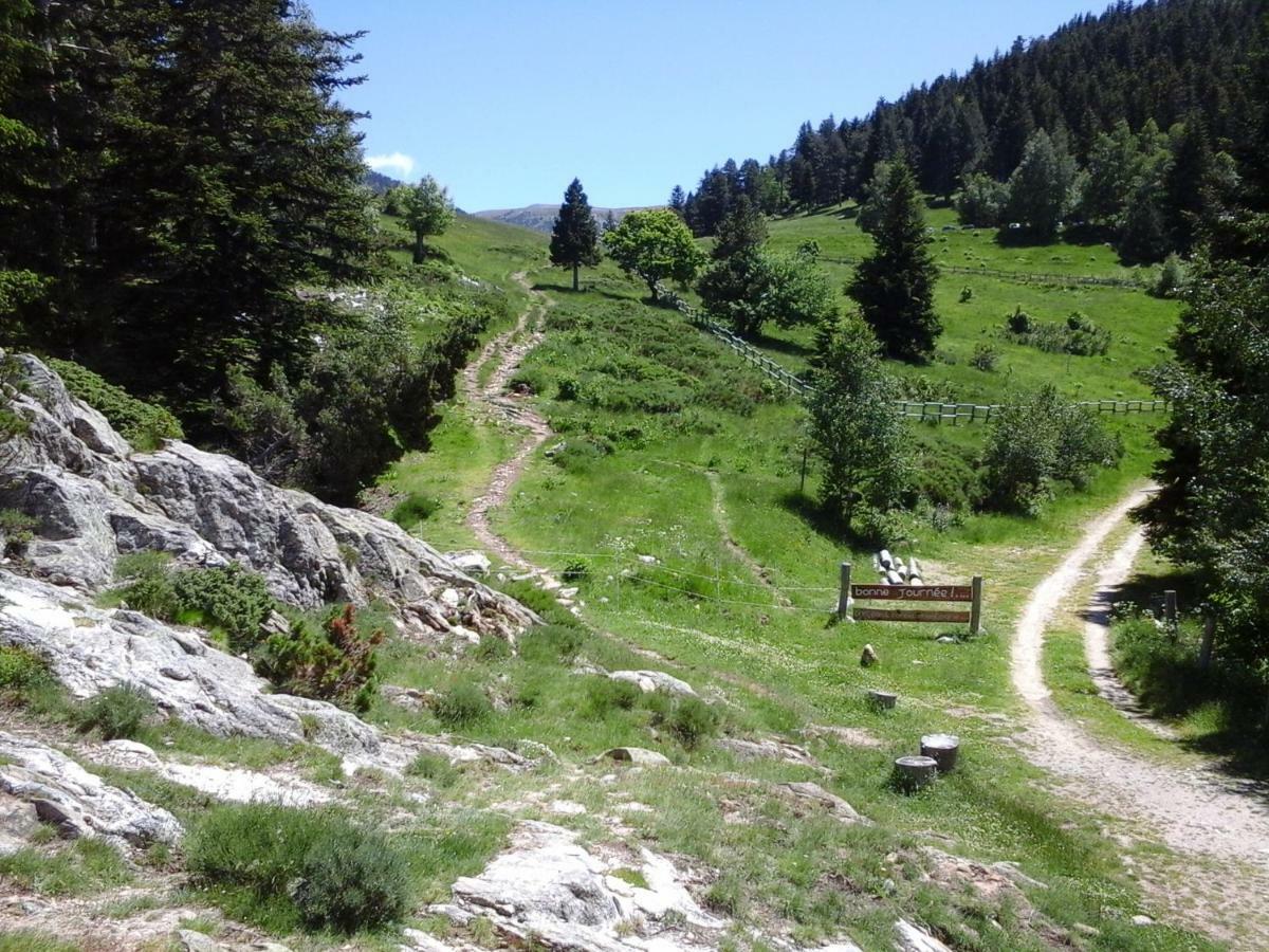 Belle Maison De Montagne Casteil Exteriér fotografie